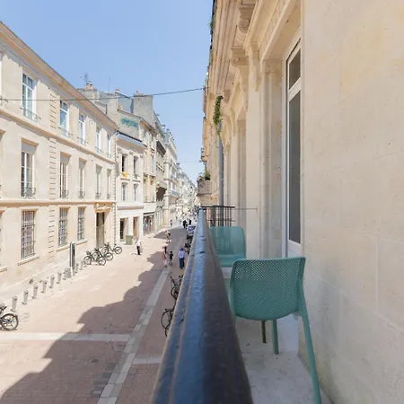 Appartement Luxueux - Hyper Centre - Climatisation - Balcon