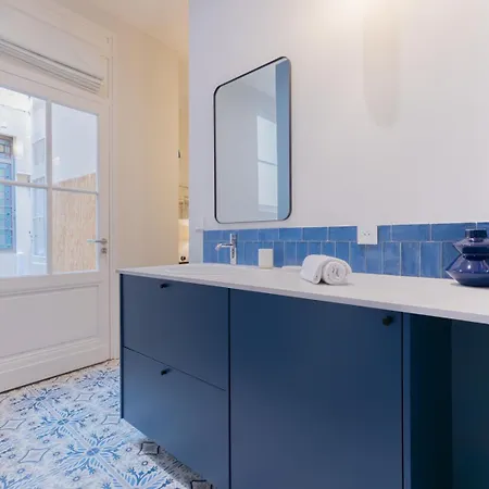 Luxueux - Hyper Centre - Climatisation - Balcon * Bordeaux